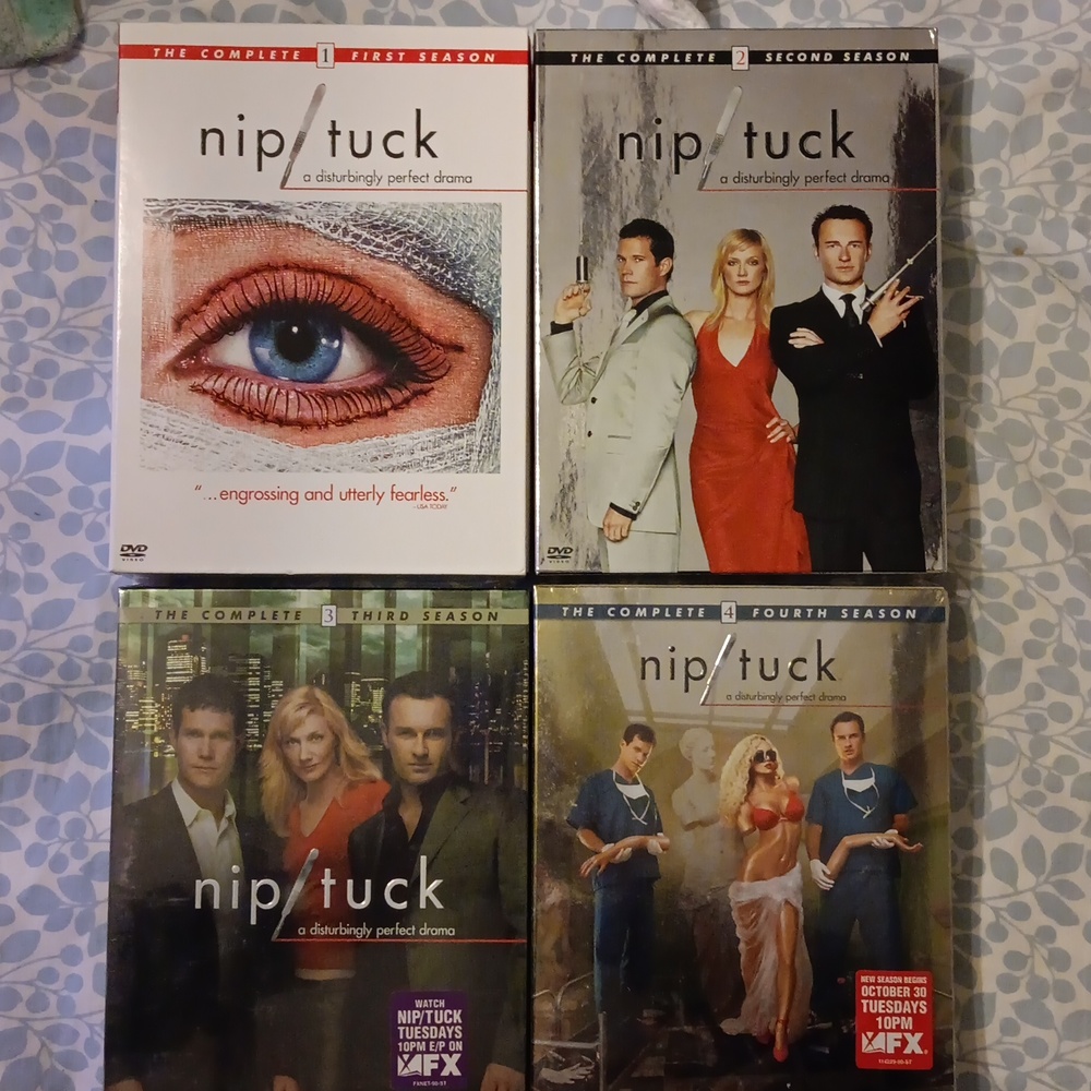 Complete season of Nip/Tuck 1,2,3,4